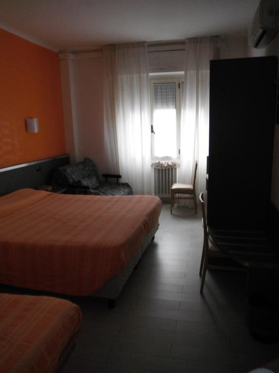 Hotel Renato Sesto San Giovanni Kültér fotó
