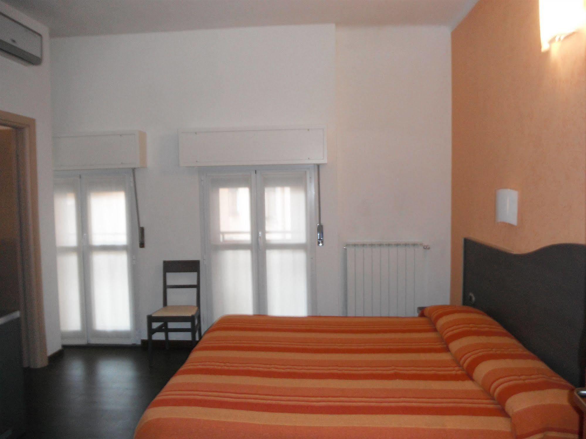 Hotel Renato Sesto San Giovanni Kültér fotó